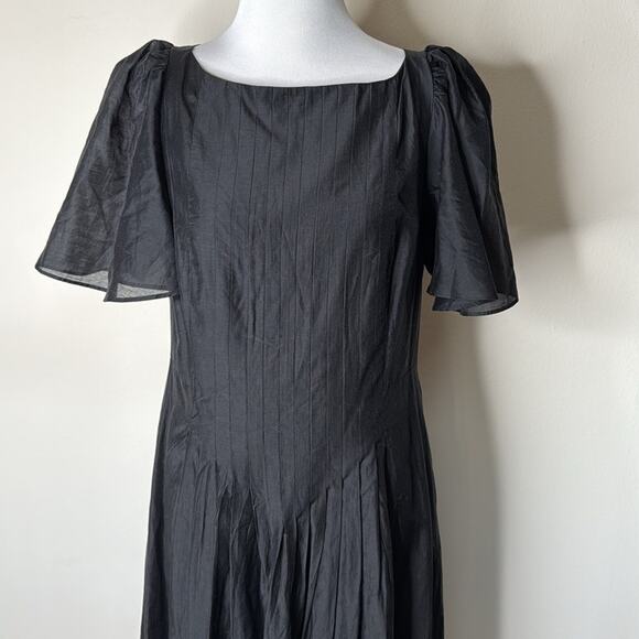 Banana Republic Factory Black Flutter Sleeve Pleated Midi Dress - Picture 3 of 9